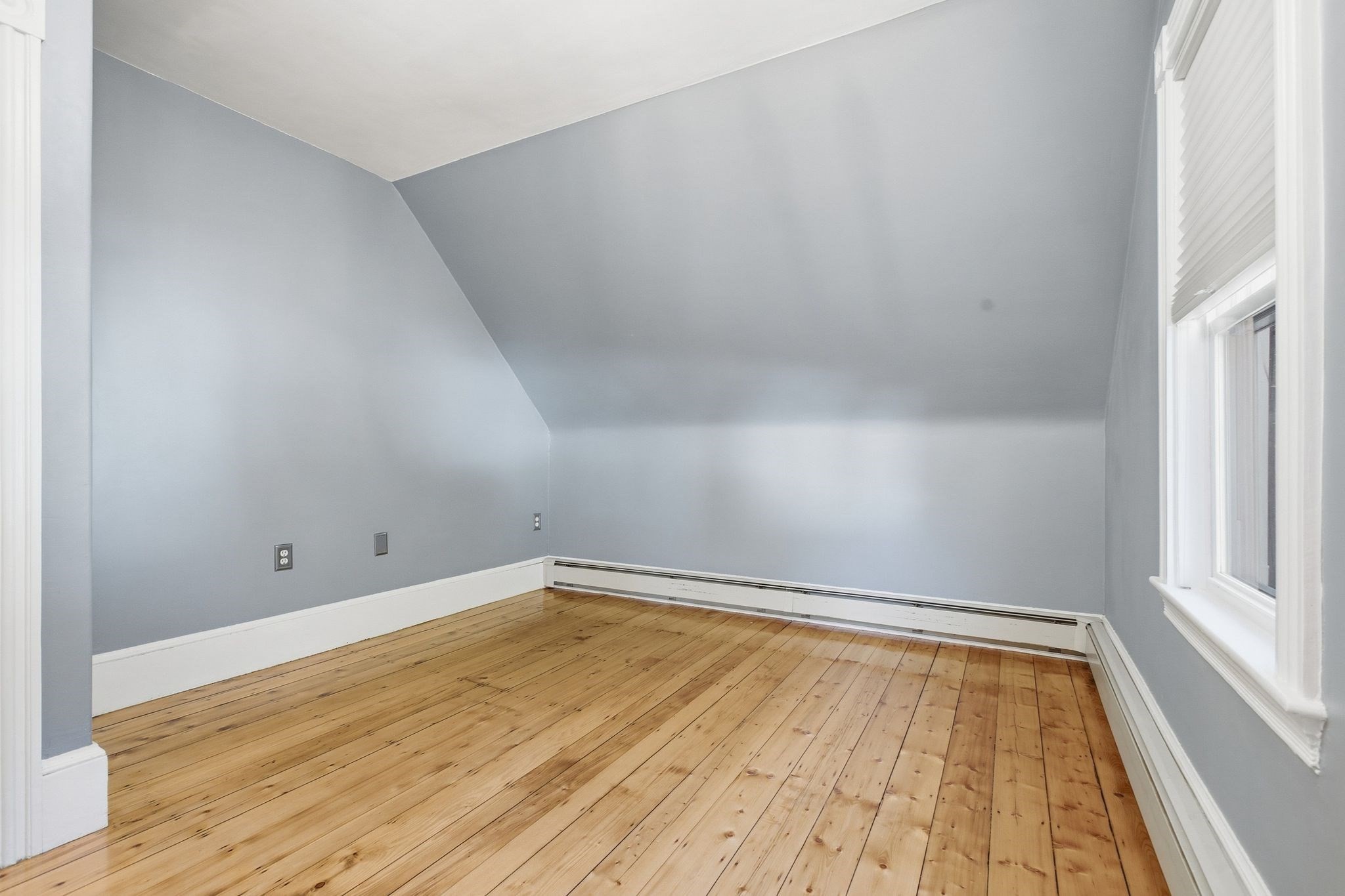 10 Eaton St Property Photo 20
