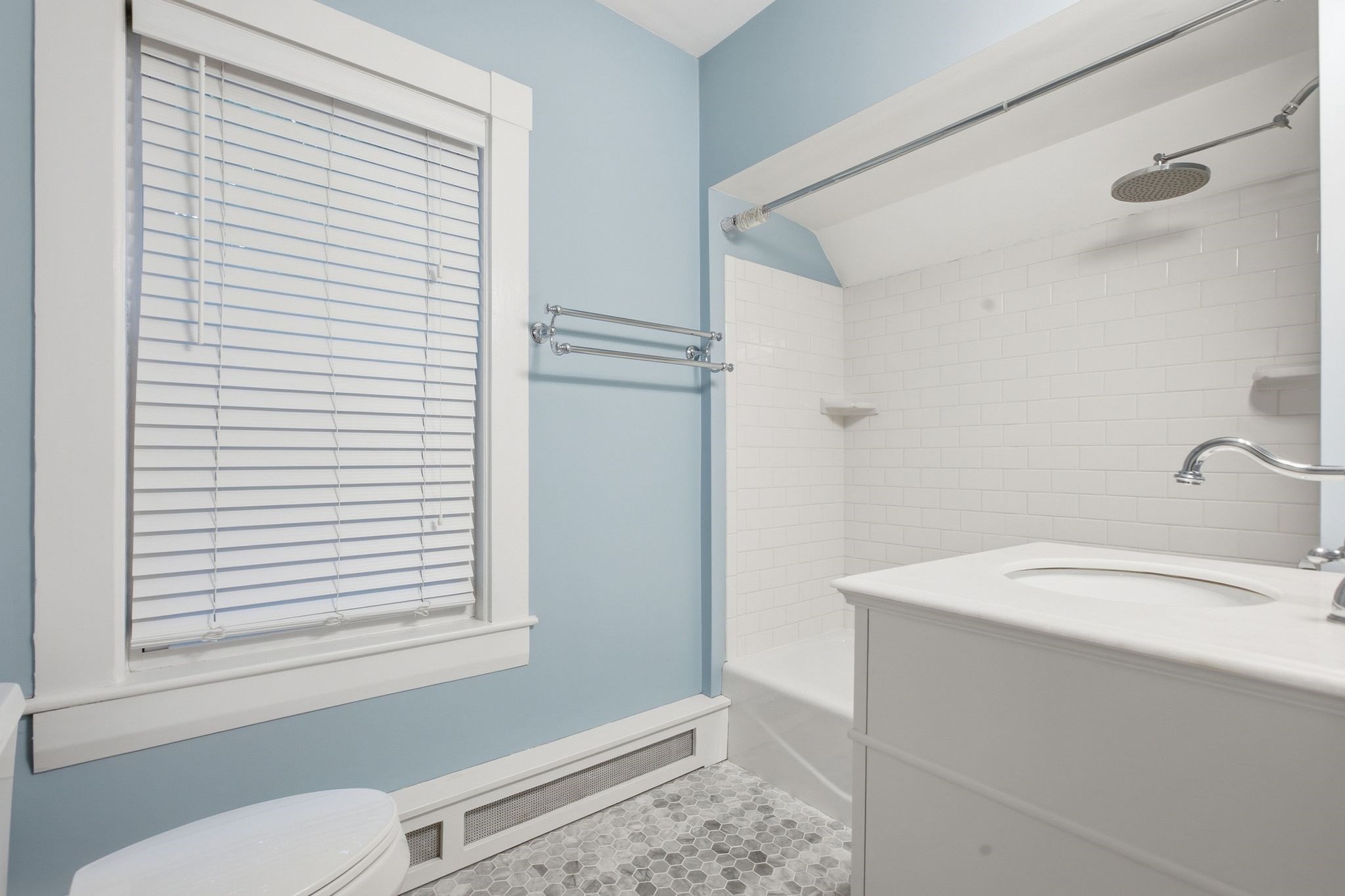 10 Eaton St Property Photo 26