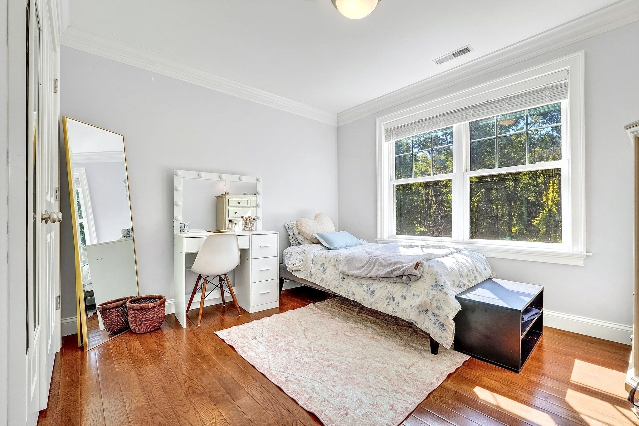 10 Dudley Rd Property Photo 22