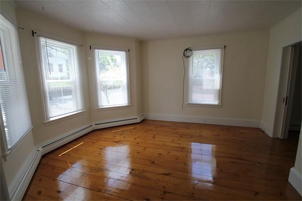 251 East Main St # 1 Property Photo 2