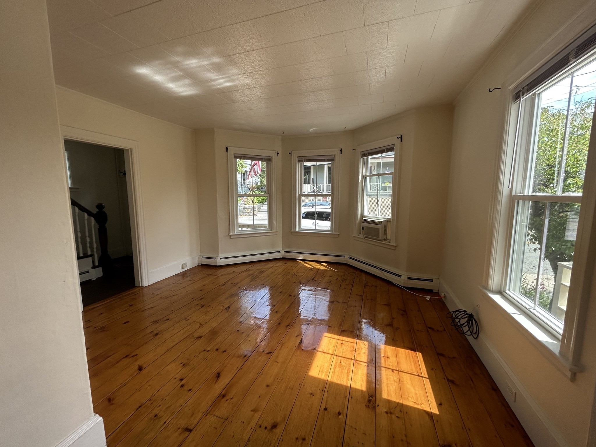 251 East Main St # 1 Property Photo 11