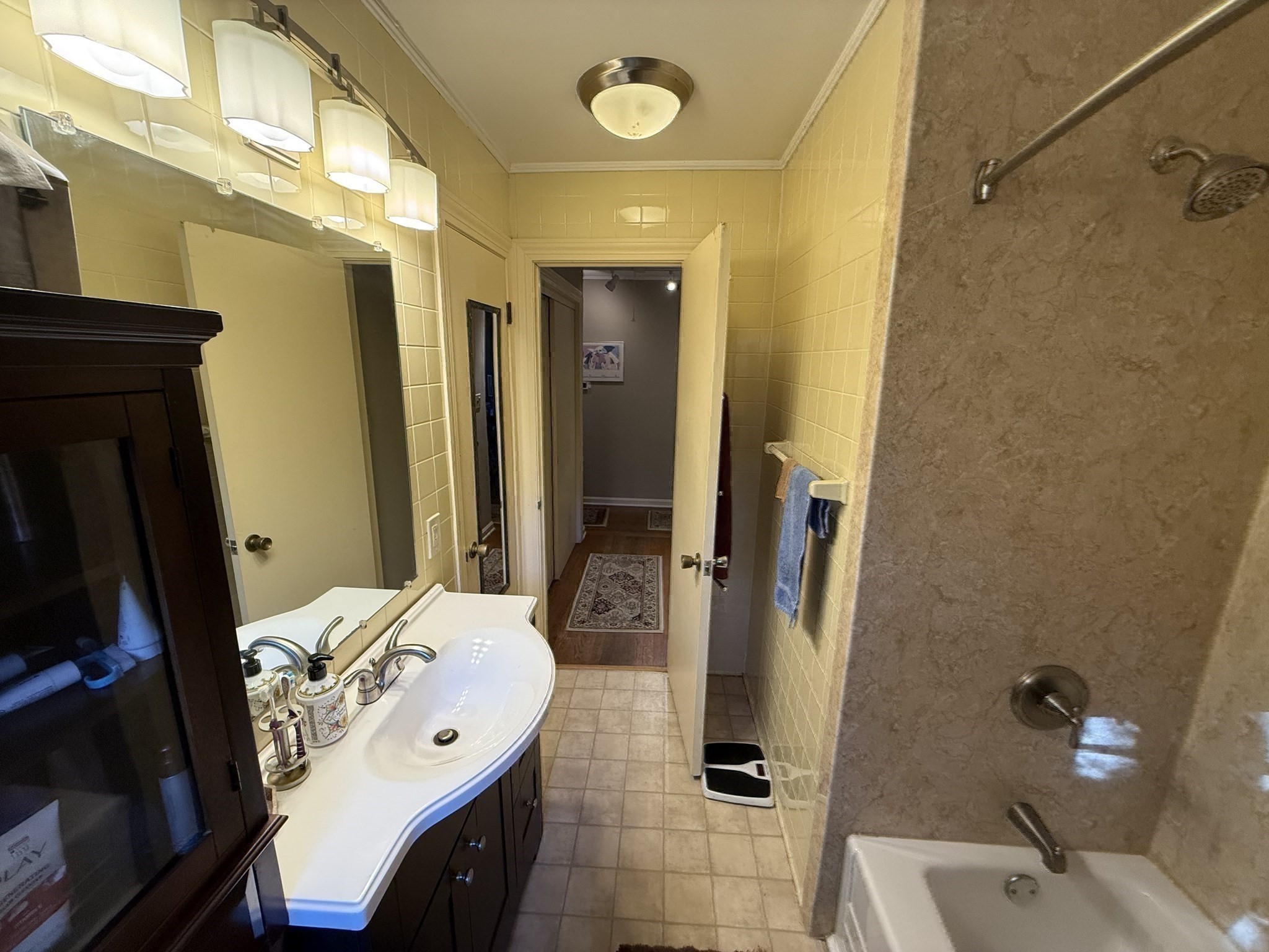 9 North Blandford Road Property Photo 13