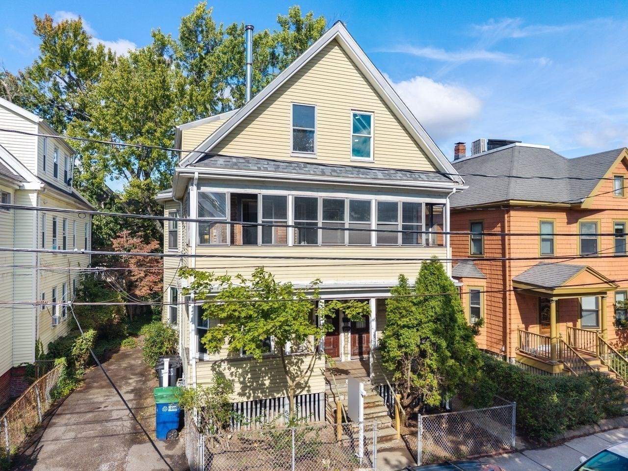 52 Burnside Ave Property Photo 2