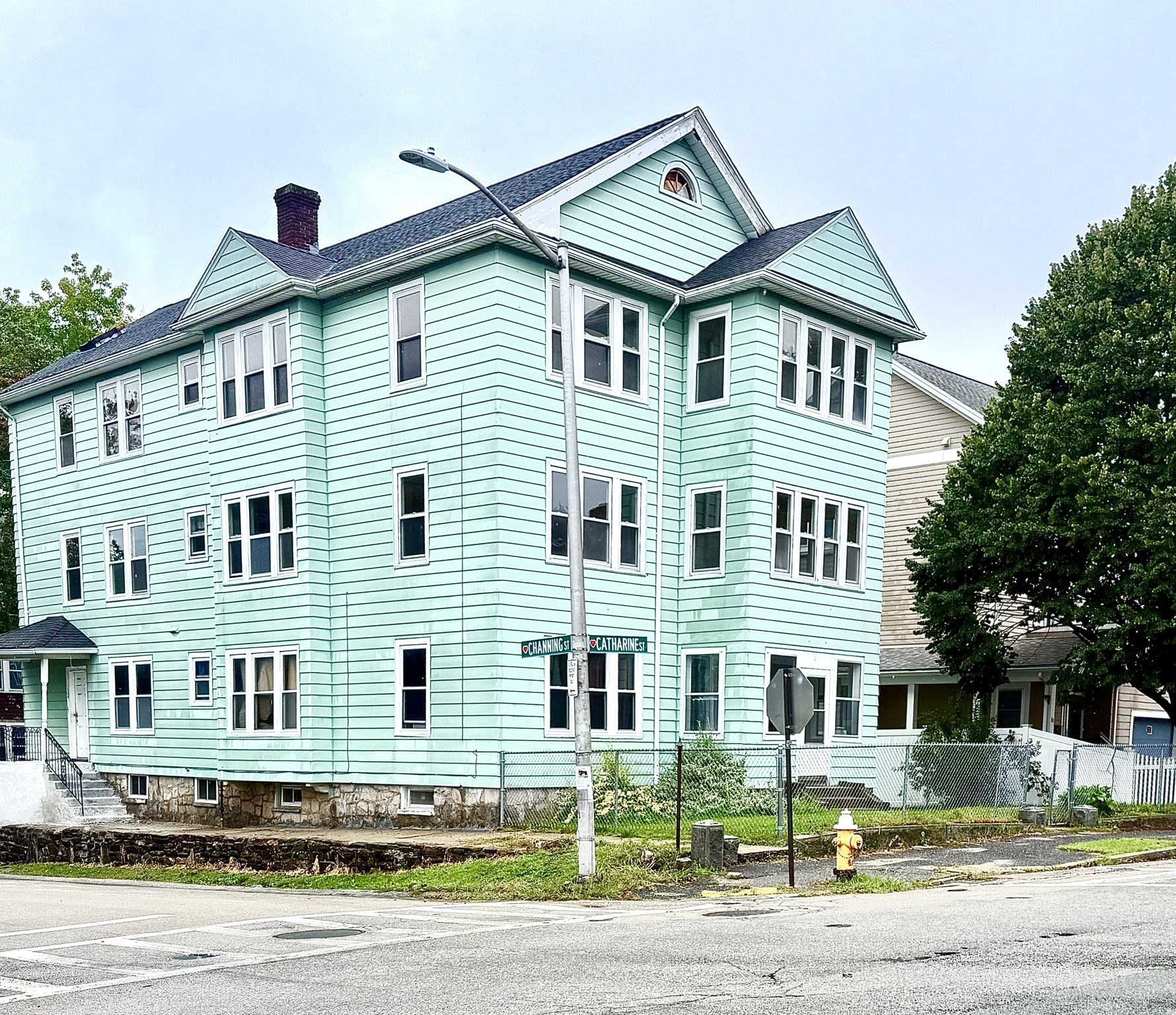 32 Catharine Street Property Photo 1