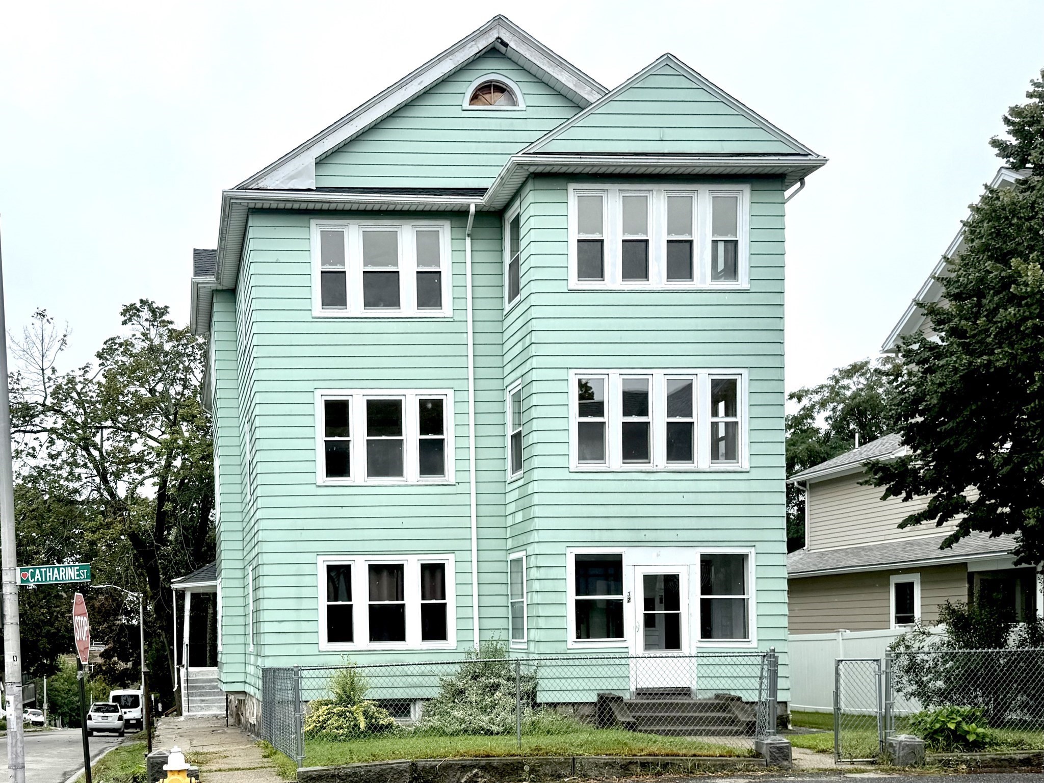 32 Catharine Street Property Photo 2