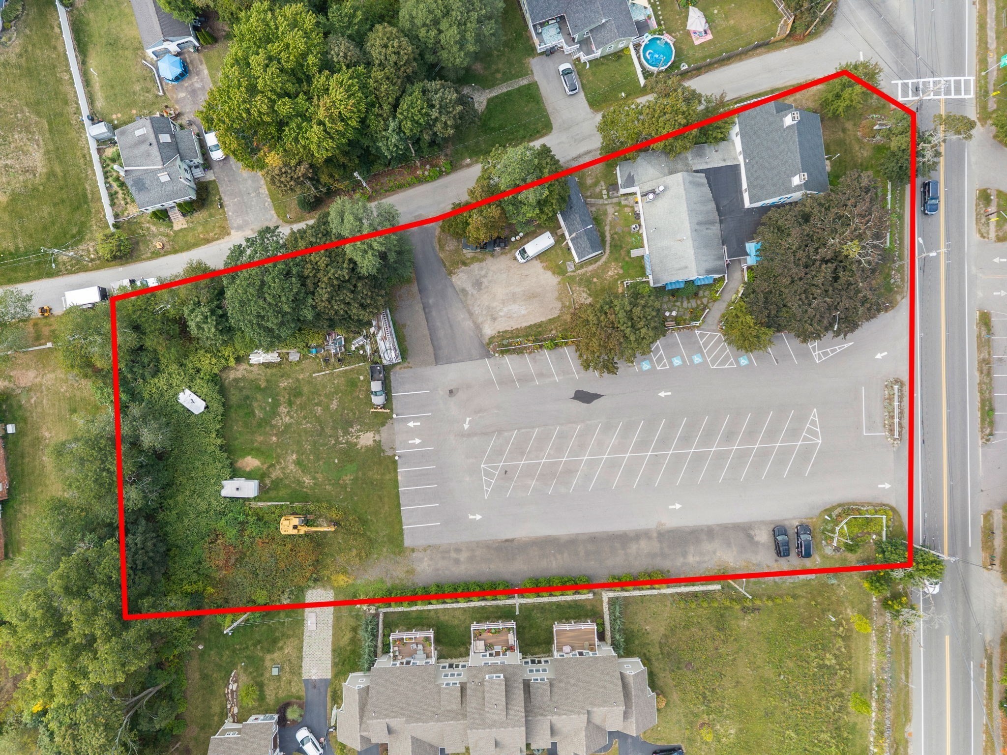 26 Main St Property Photo 1