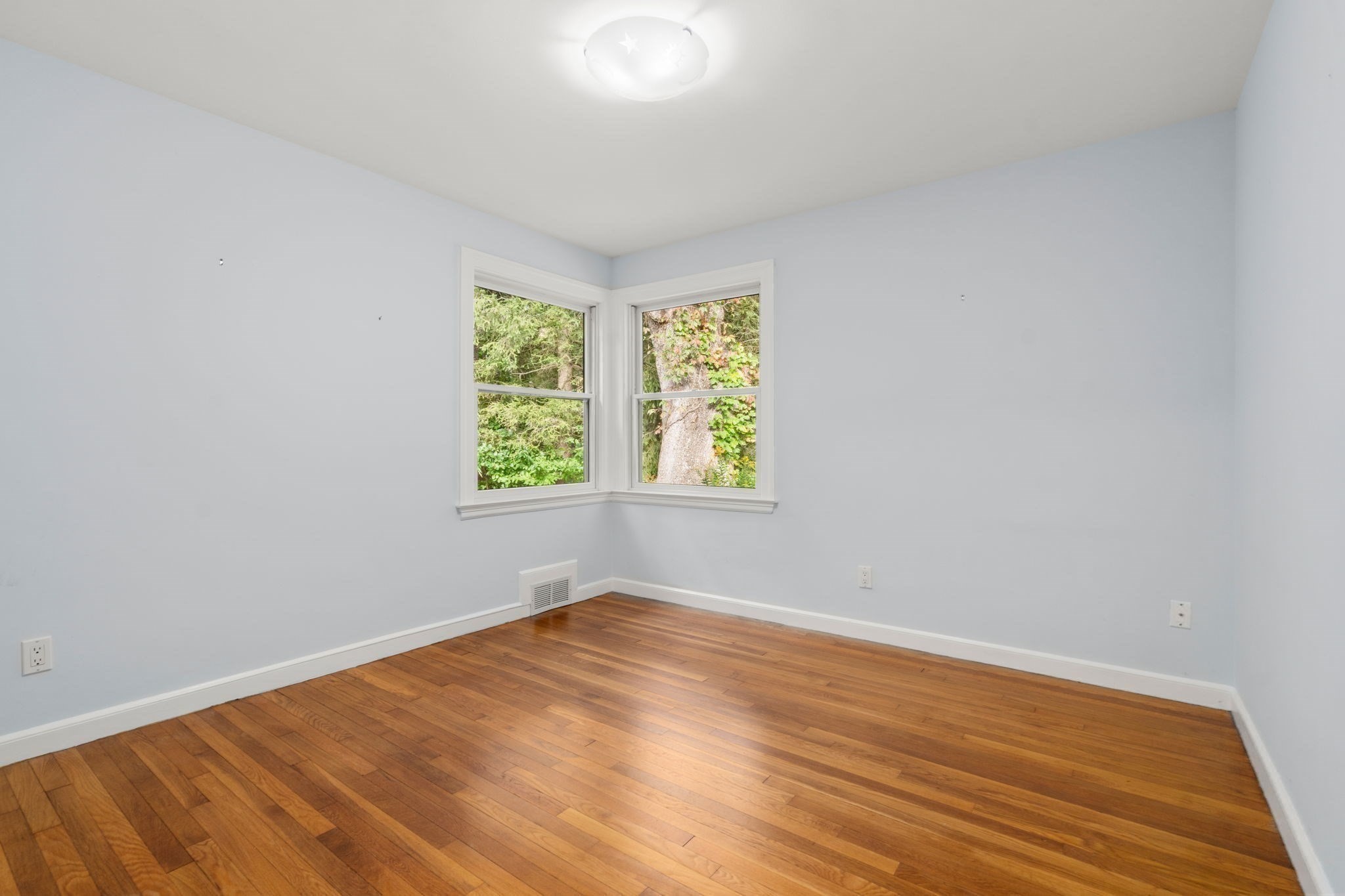 6 Hayward Road Property Photo 21