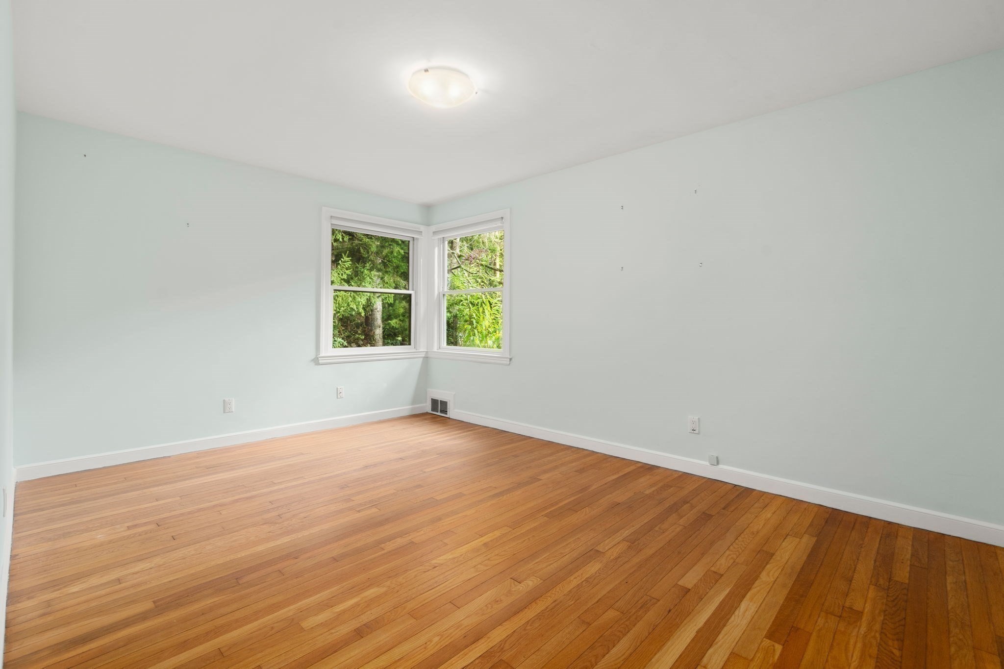 6 Hayward Road Property Photo 24