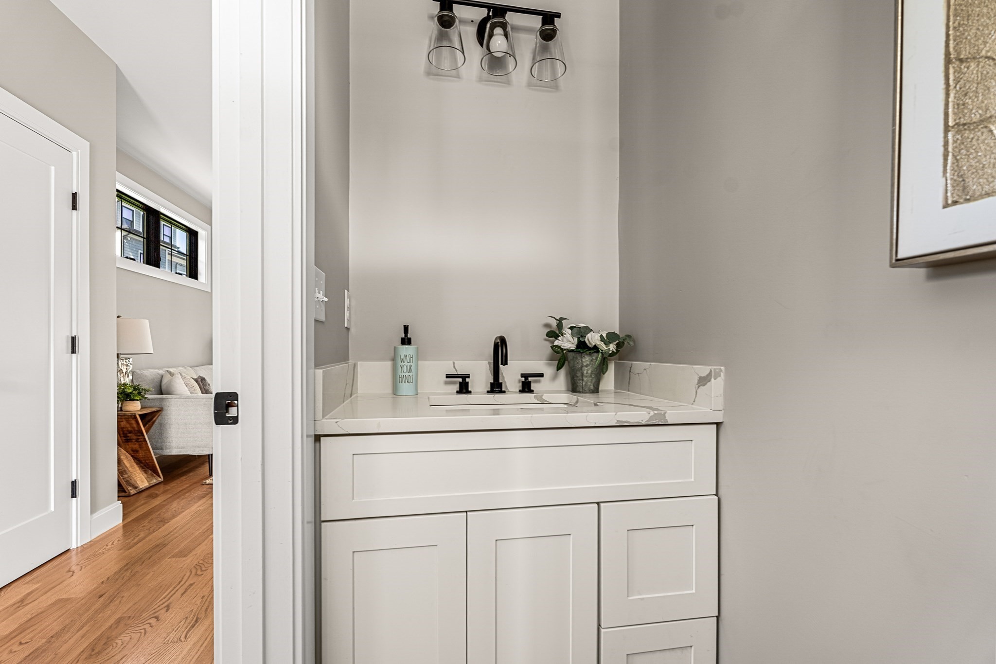 20 R Plain Street Property Photo 3