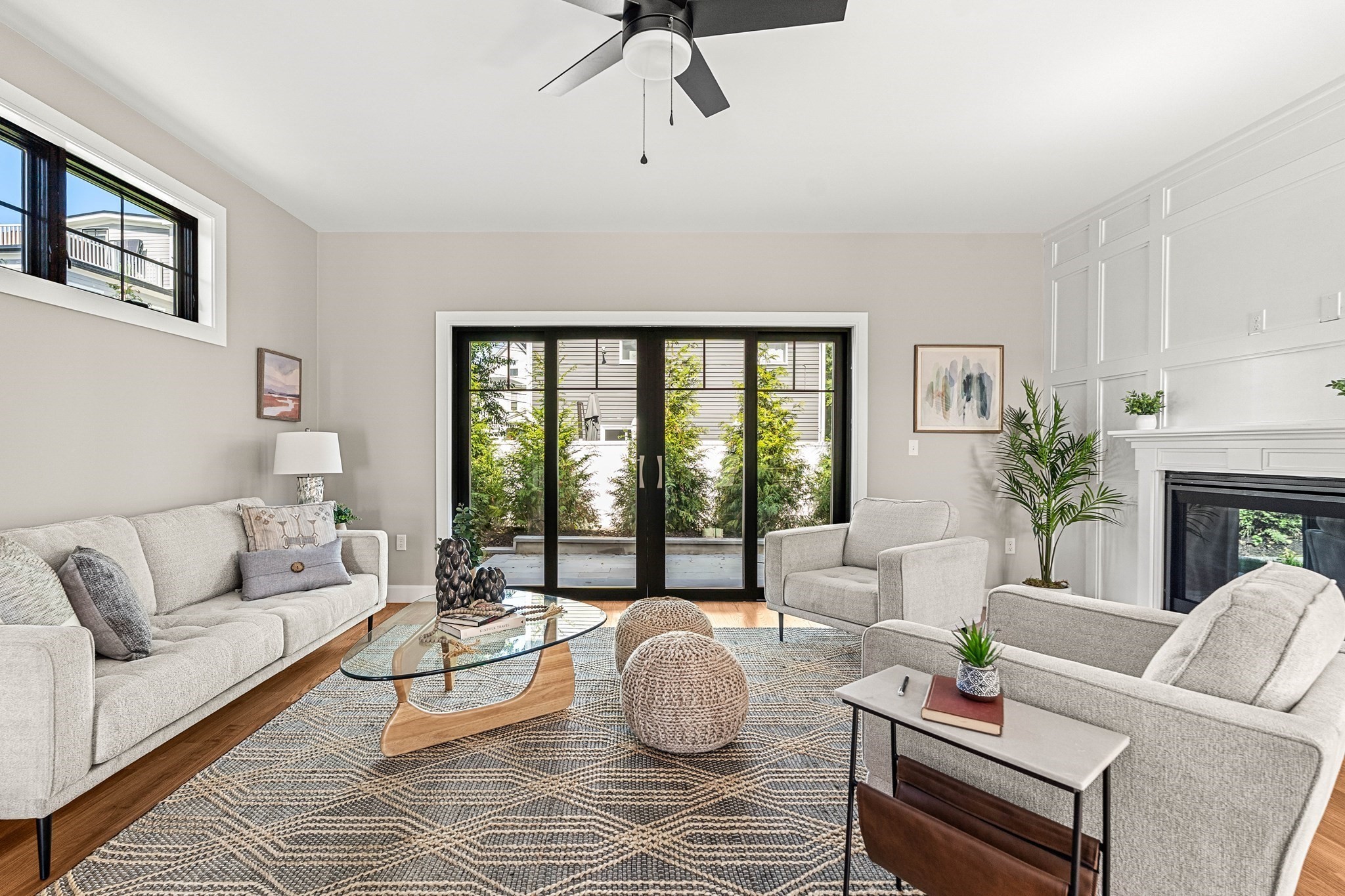 20 R Plain Street Property Photo 8