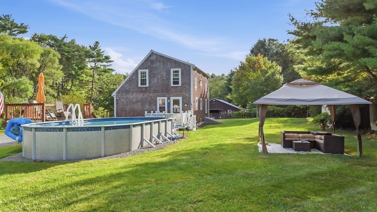 40 Forest Street Property Photo 4