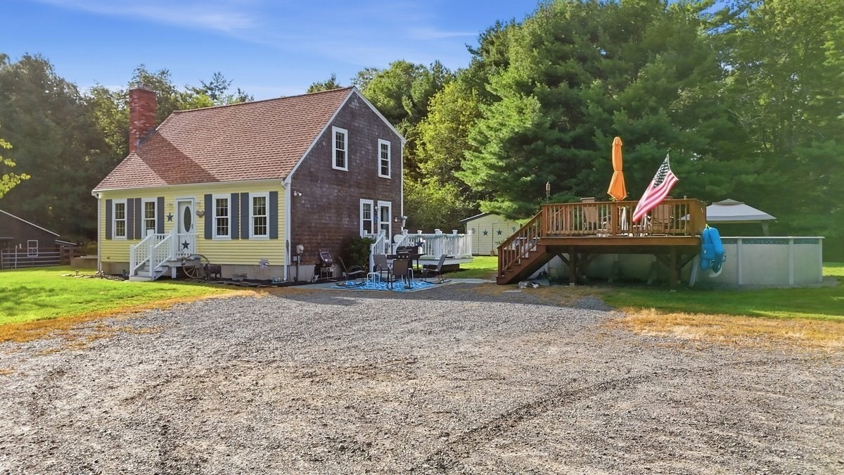 40 Forest Street Property Photo 8