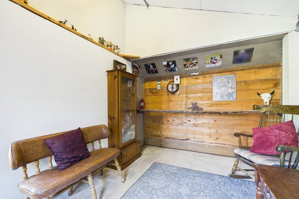 40 Forest Street Property Photo 17
