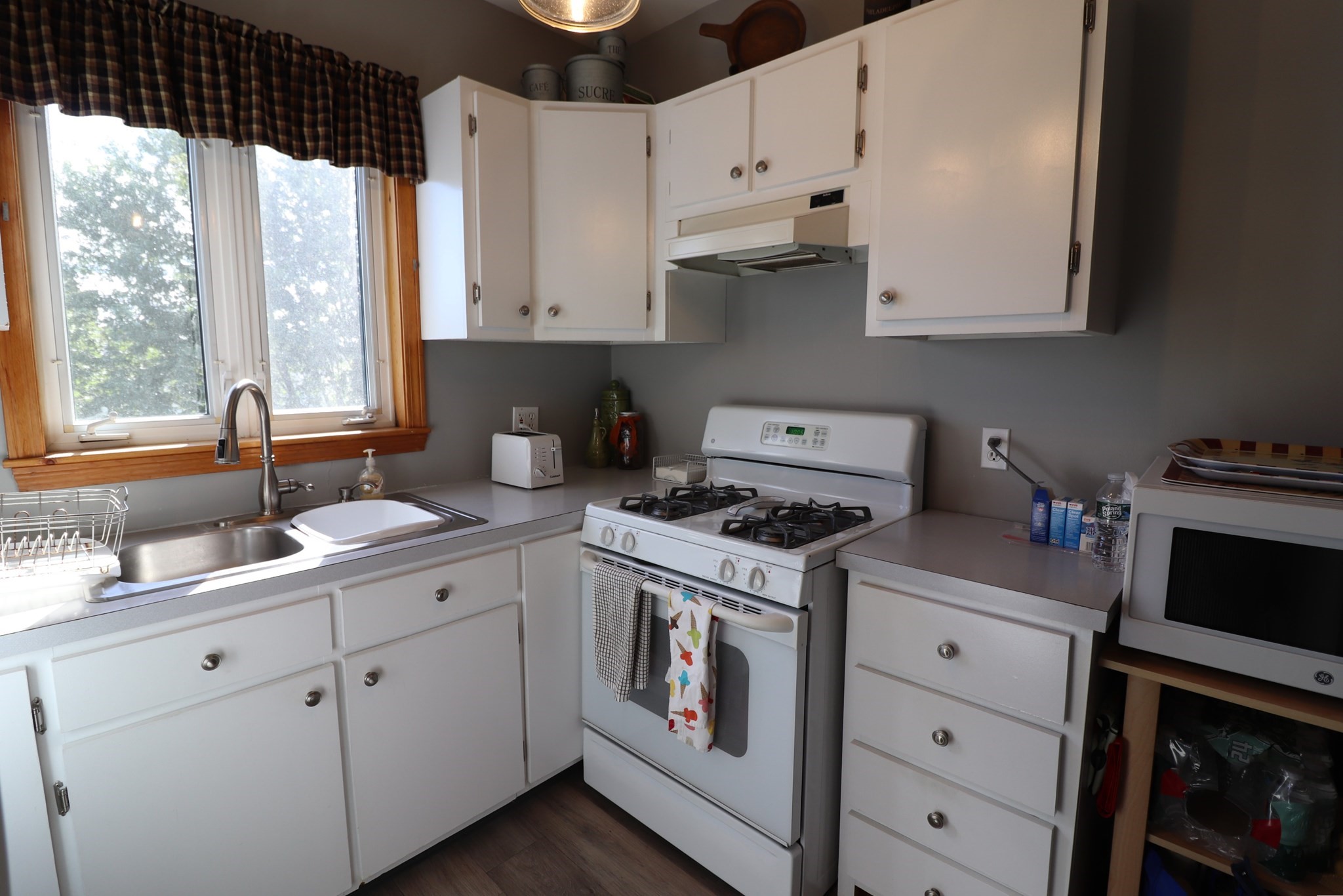 1740 Rodman St # 2 Property Photo 7