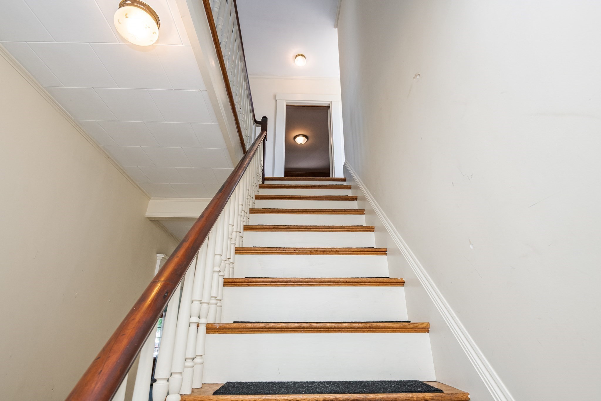 36 Warren Street Property Photo 26