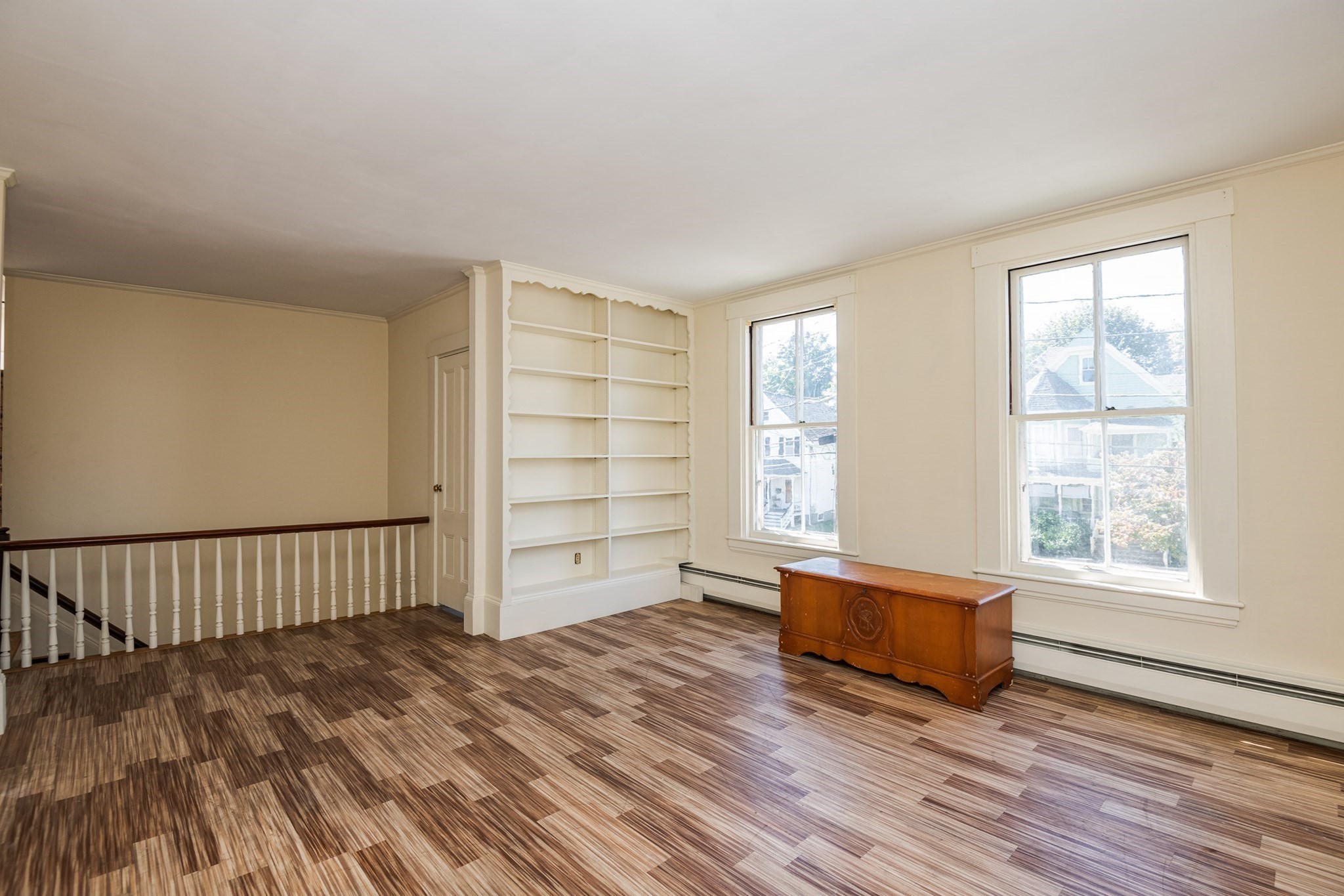 36 Warren Street Property Photo 27
