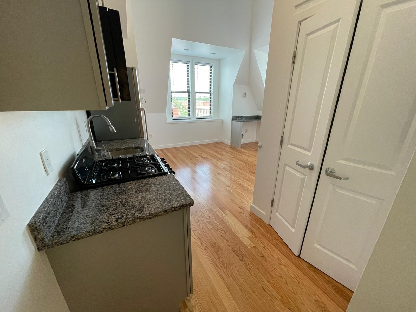 64 Market Street # 505 Property Photo 4