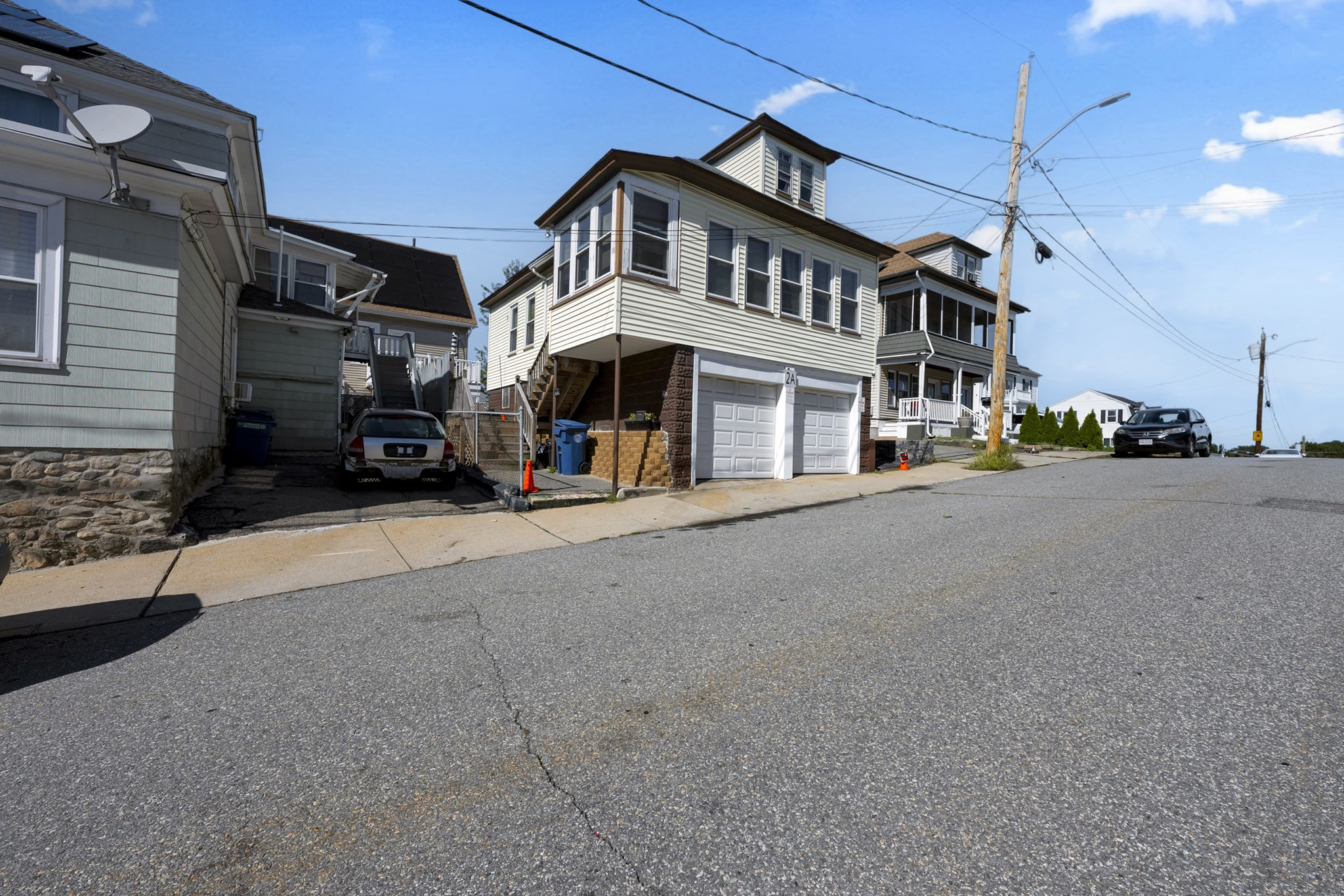 2-a Lasalle Ave Property Photo 16
