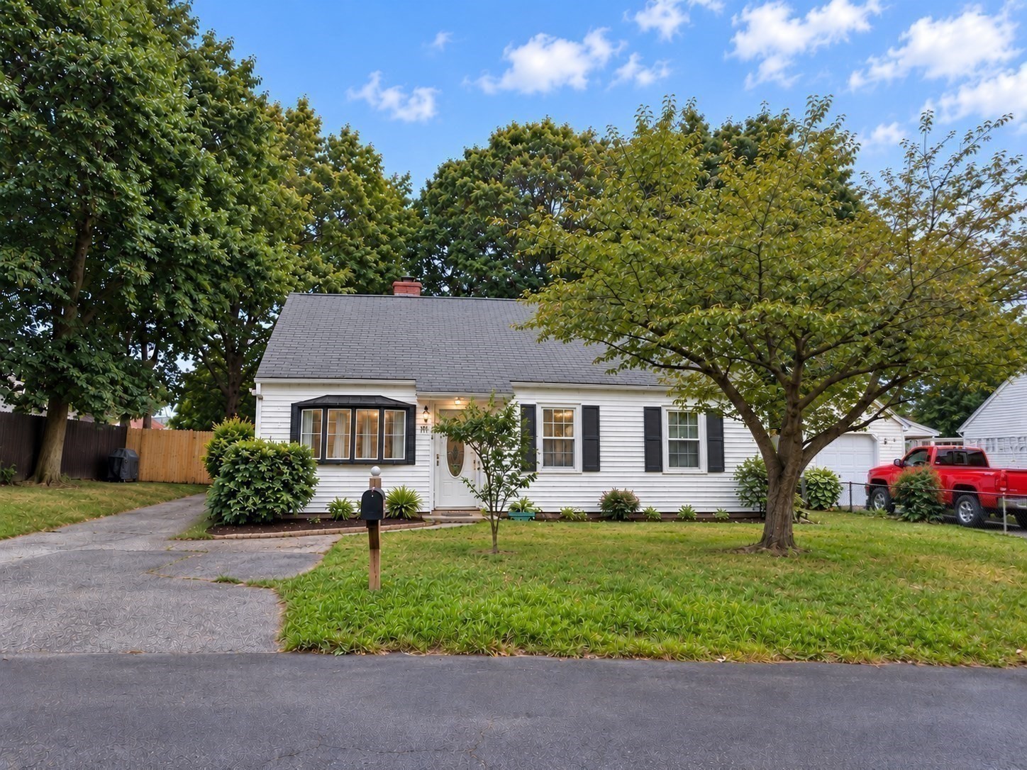 19 Rayburn Rd Property Photo 15