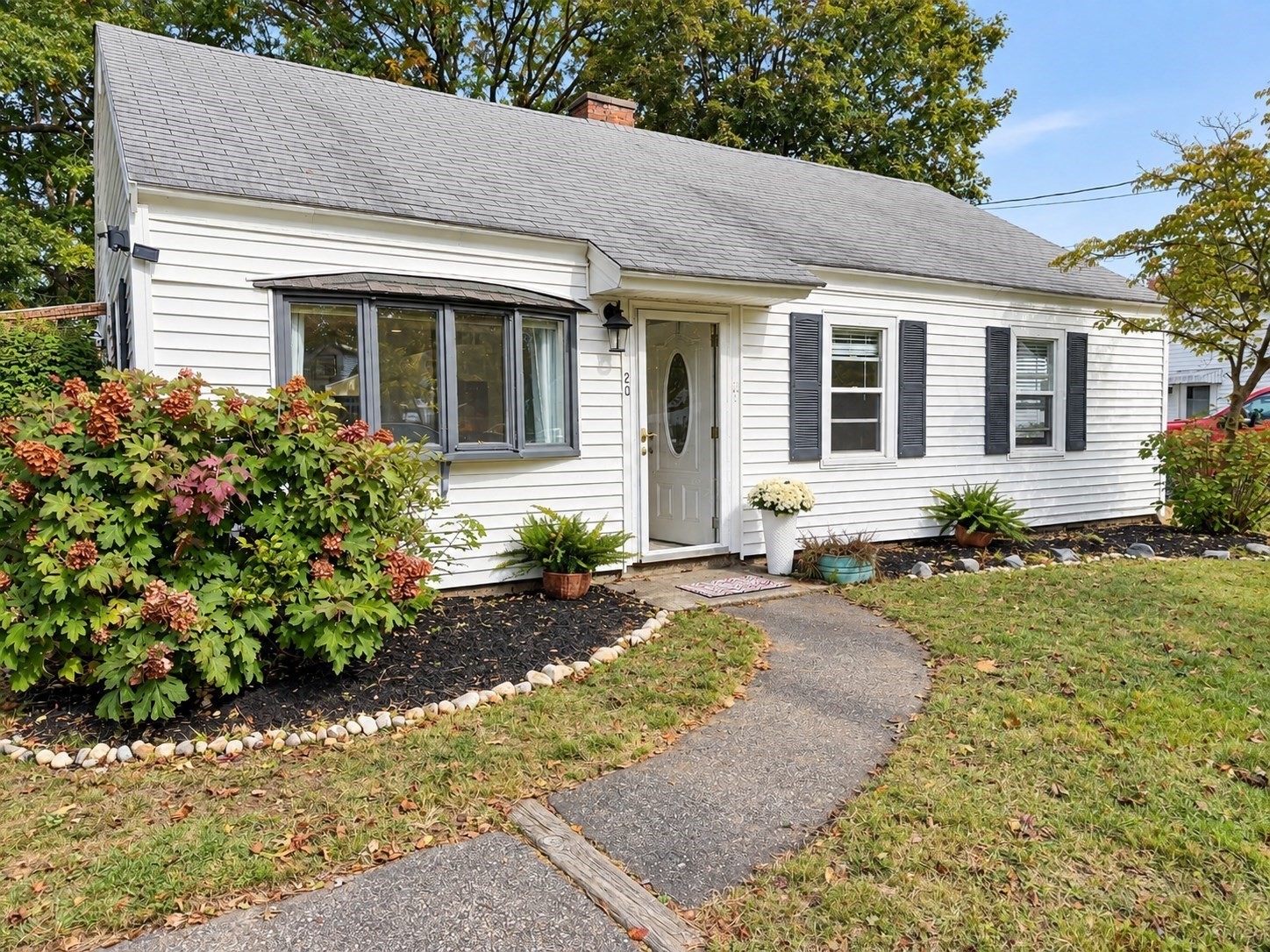 20 Rayburn Rd Property Photo 1