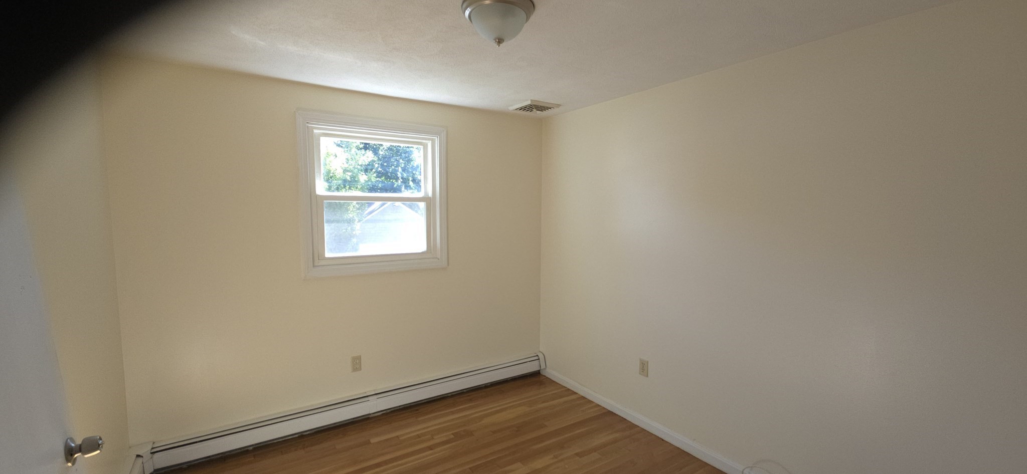 46 Willow St Property Photo 10
