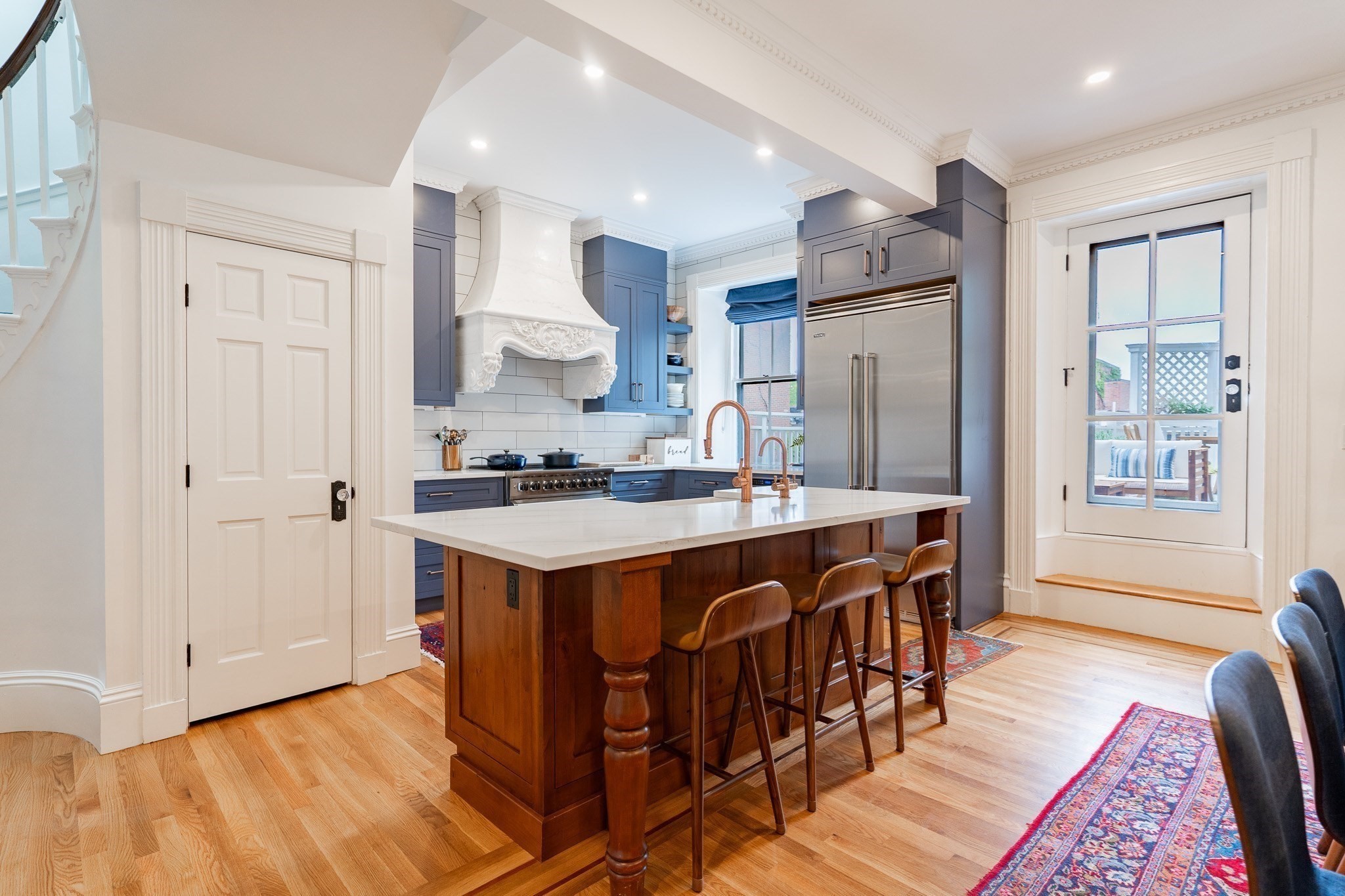 53 Mount Vernon St # 3 Property Photo 8