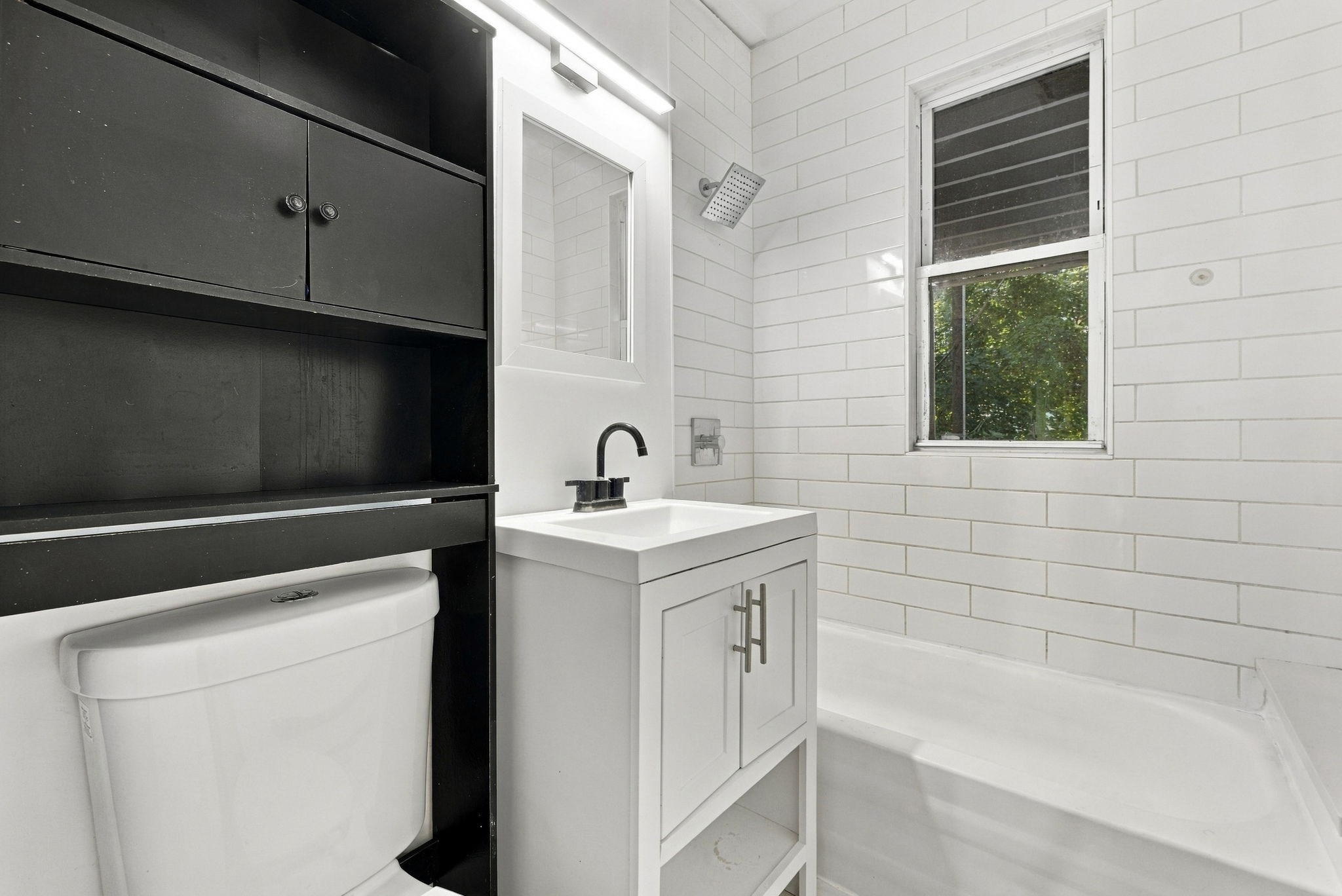27 Hosmer St # 2 Property Photo 11