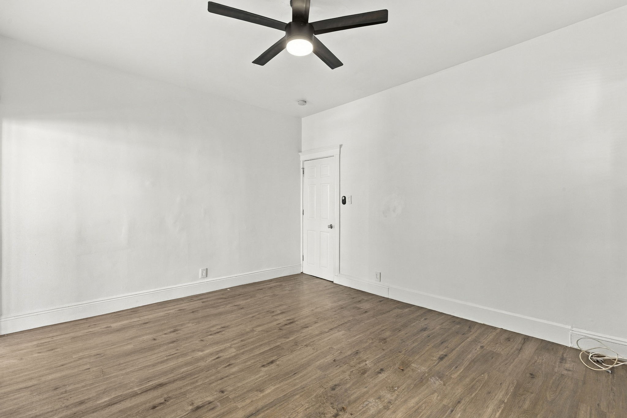 27 Hosmer St # 2 Property Photo 17