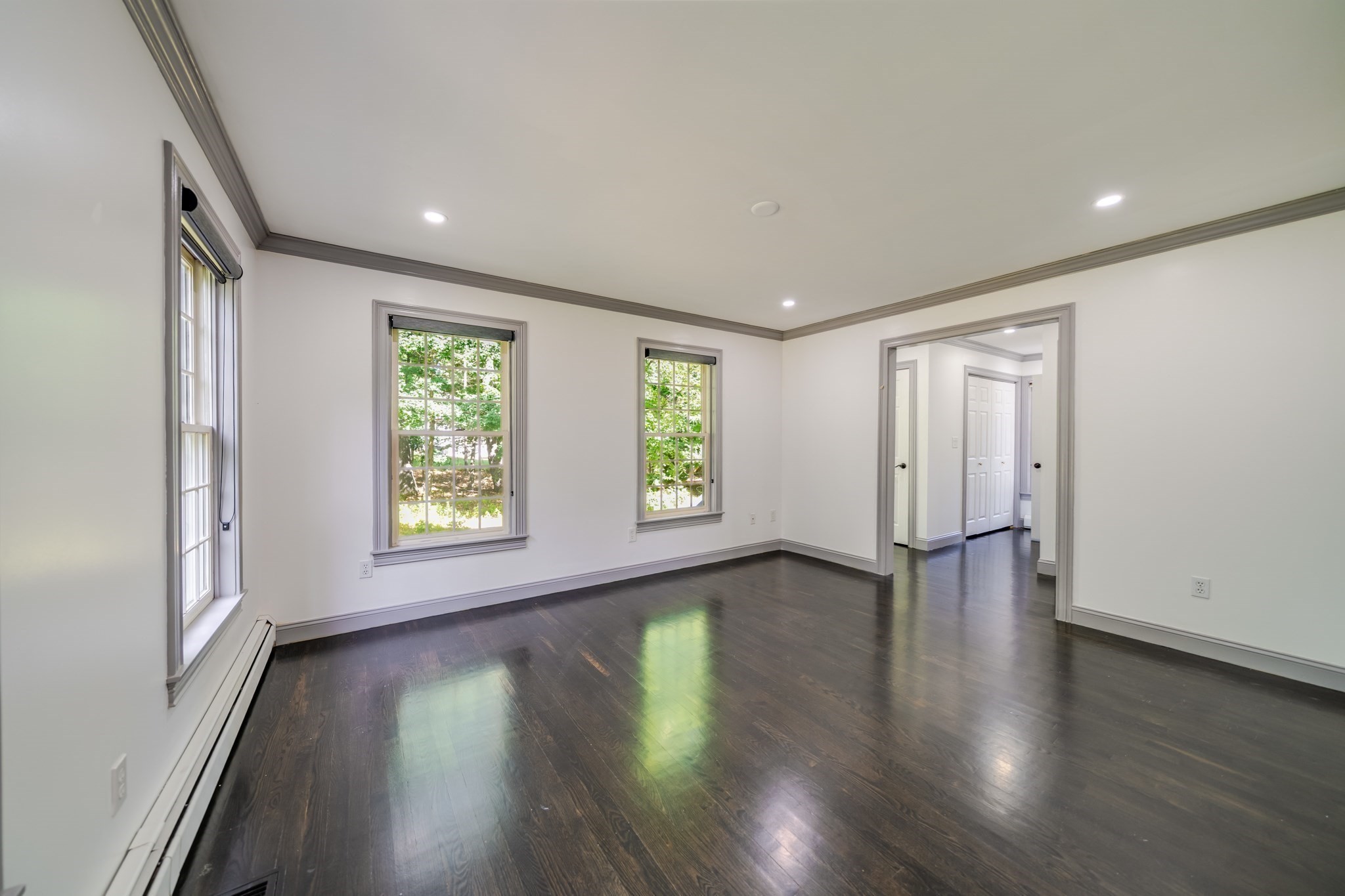 485 E Broadway Property Photo 11