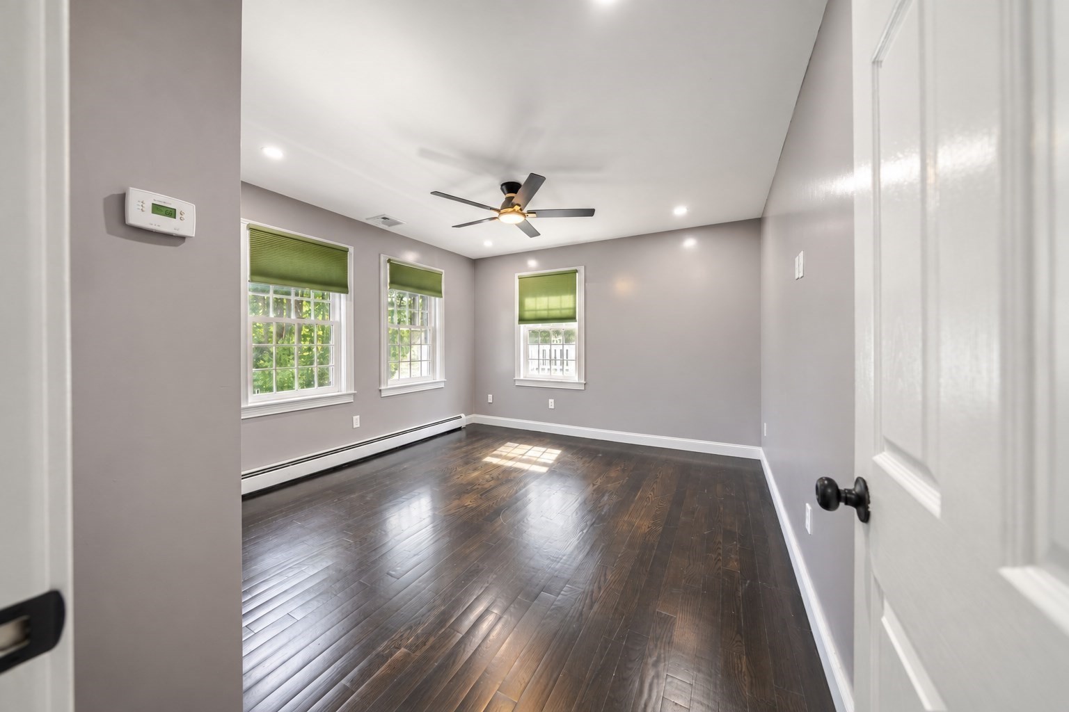 485 E Broadway Property Photo 26