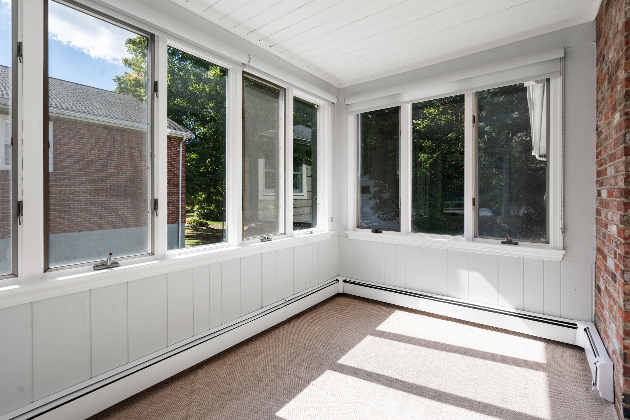 139 Webster St Property Photo 12