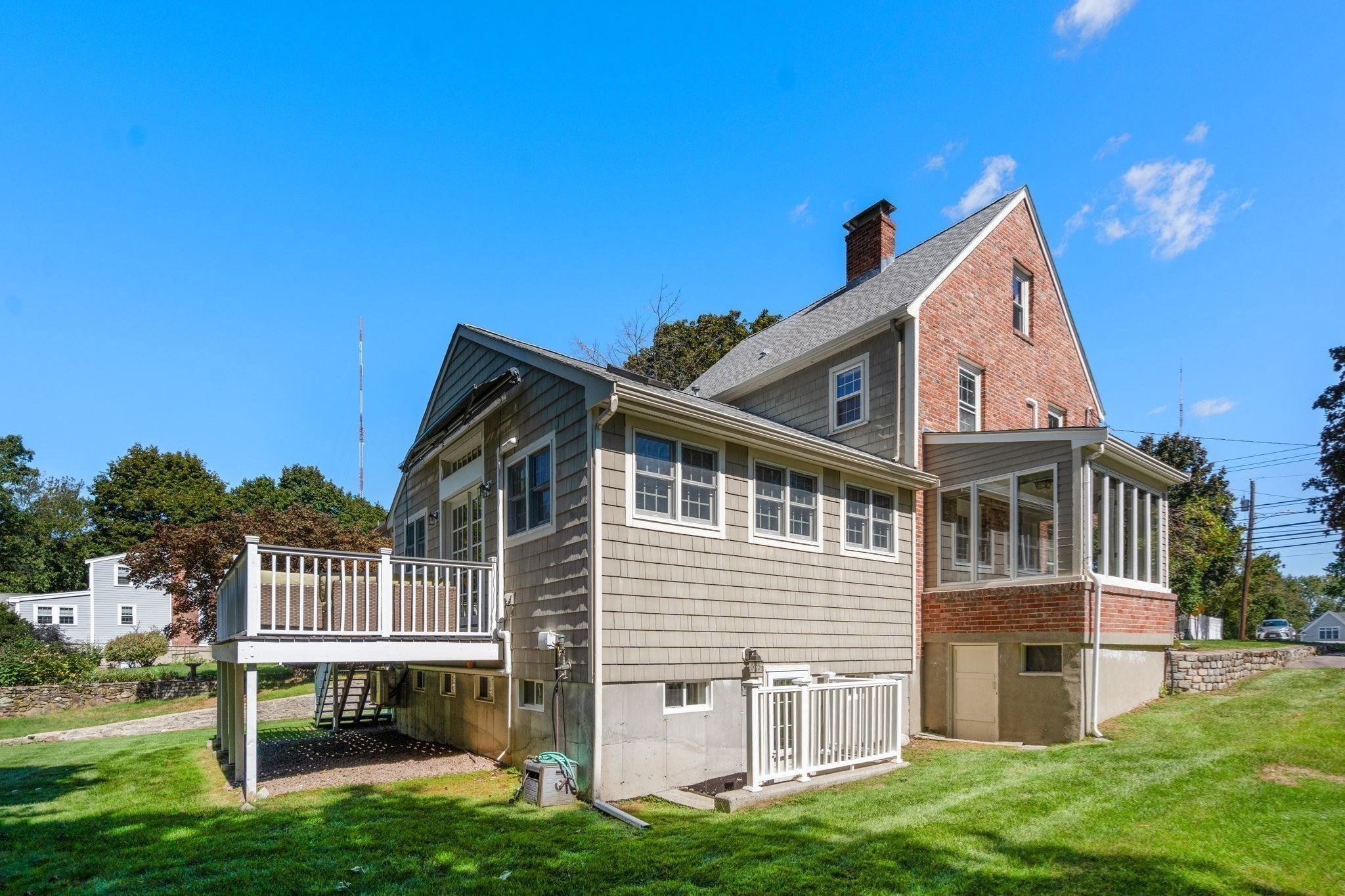 139 Webster St Property Photo 37