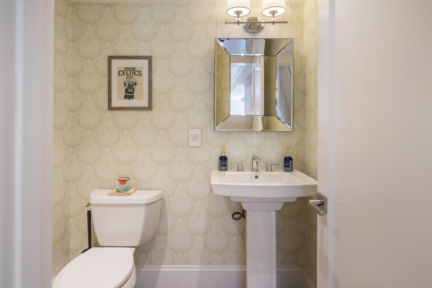 38 Rutland Square # 1 Property Photo 4