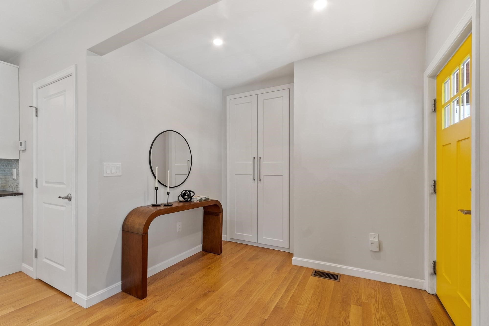 574 Lagrange St # 574 Property Photo 4