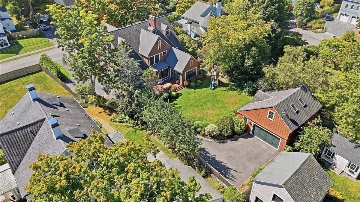 93 Village Ave Property Photo 41