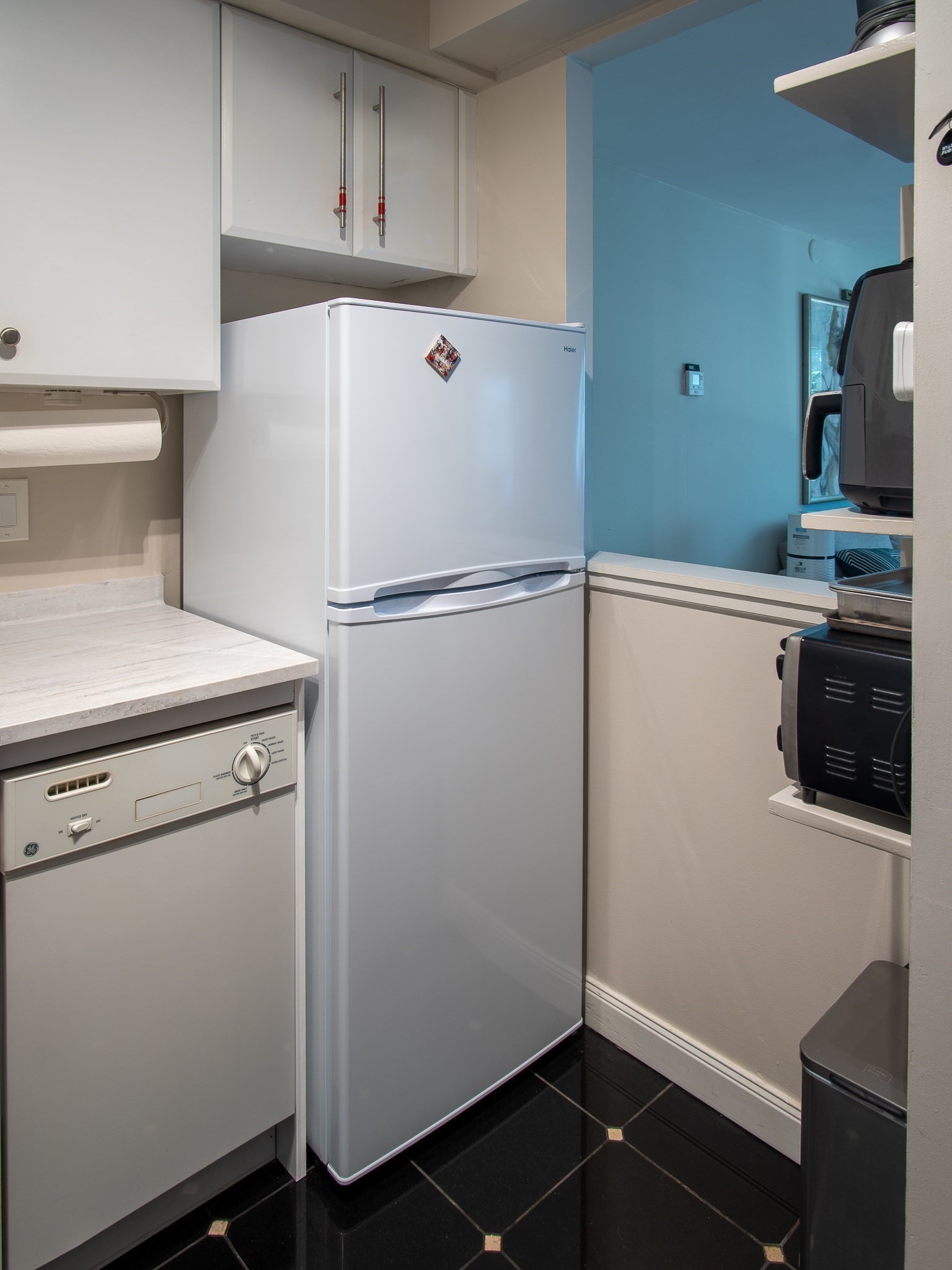 1025 Hancock St # 2c Property Photo 10