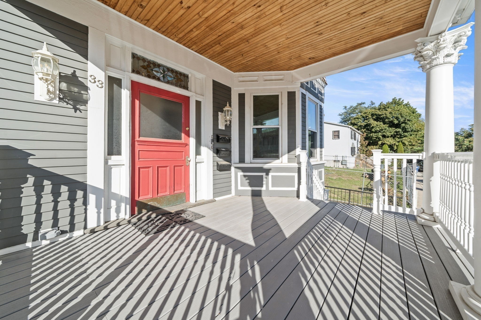 33 Hollander St Property Photo 5