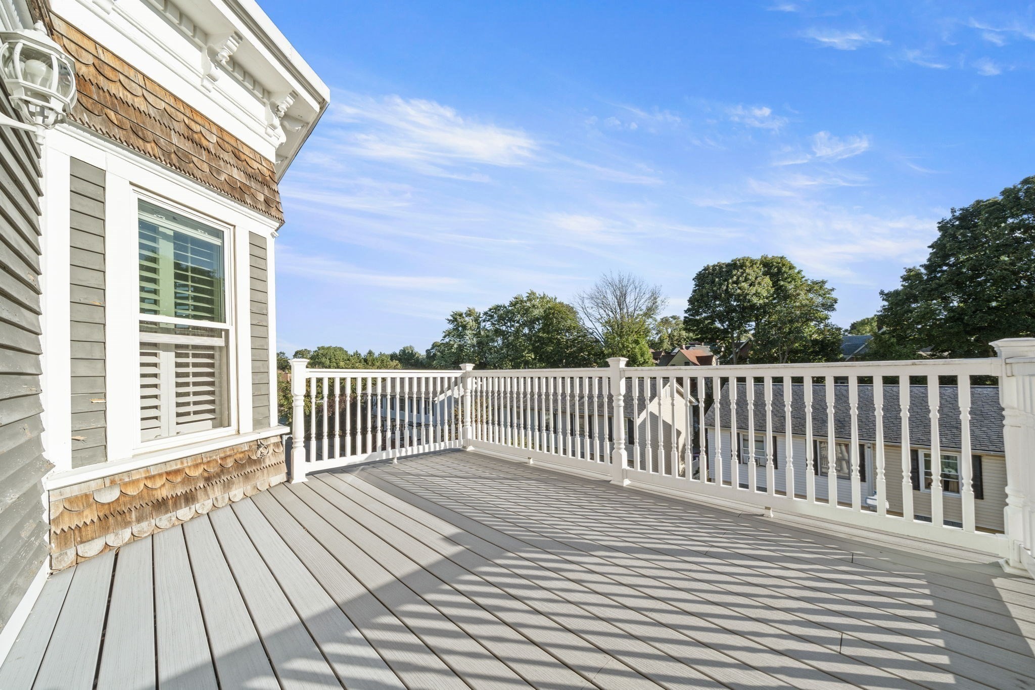33 Hollander St Property Photo 24