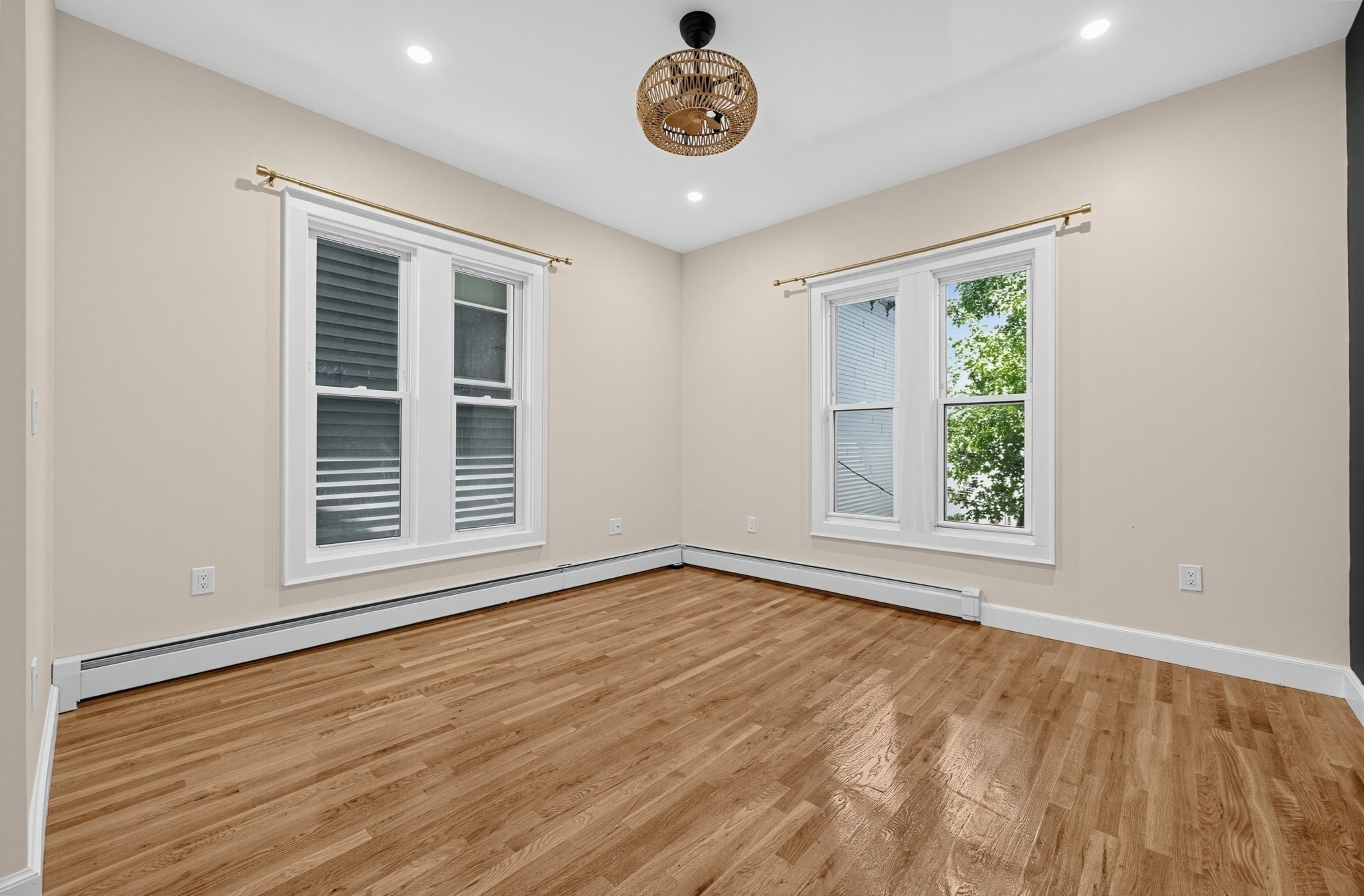 43 Quincy St # B Property Photo 2