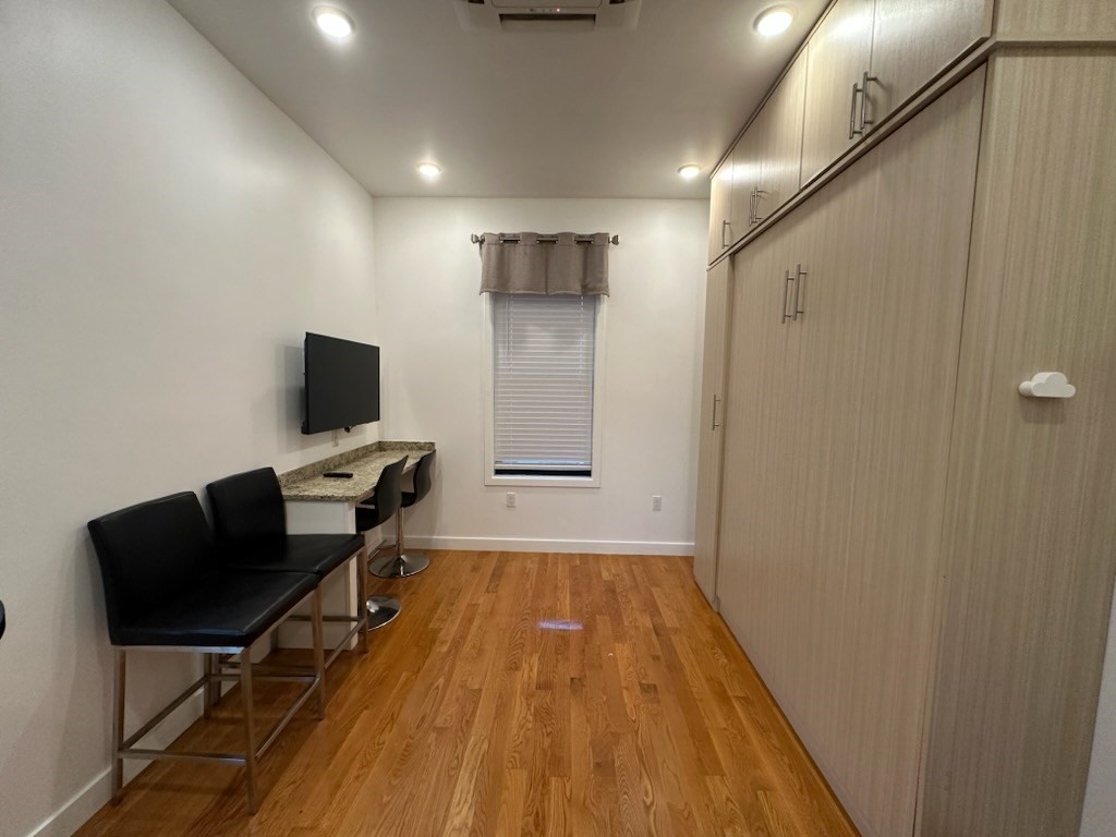 9 Sixth Street # 2 Property Photo 5