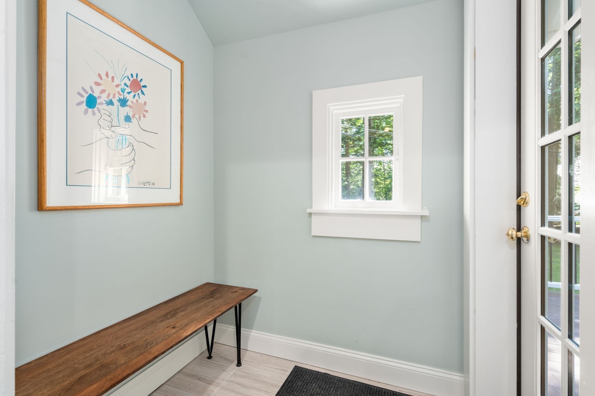43 Woodlawn Ave Property Photo 8