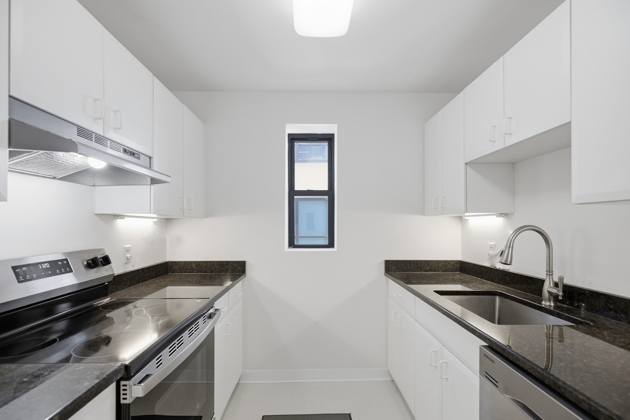 636 Beacon St # 601 Property Photo 9