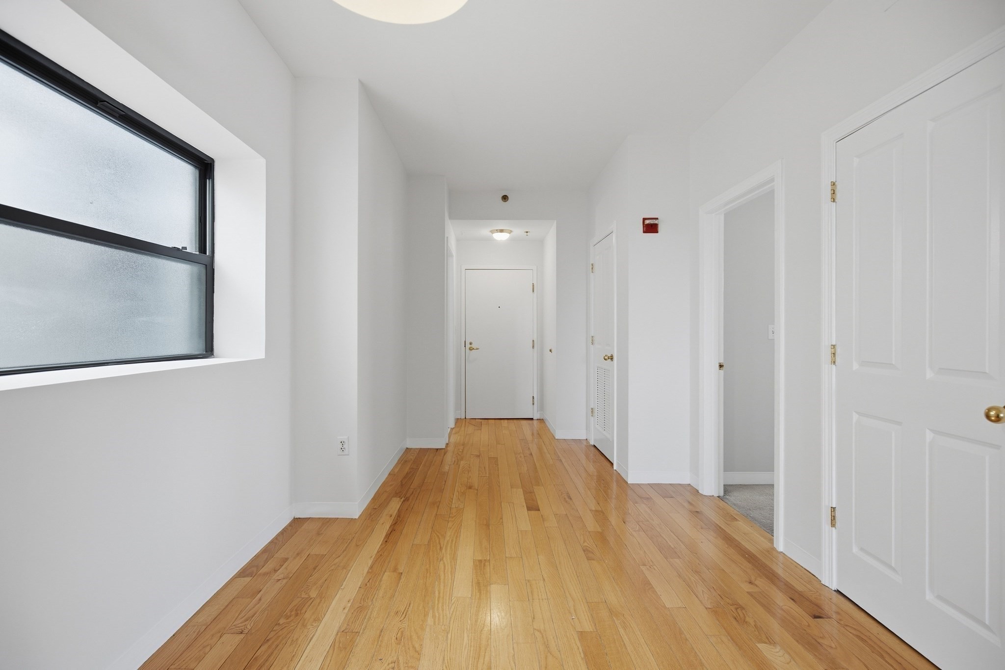 636 Beacon St # 601 Property Photo 15