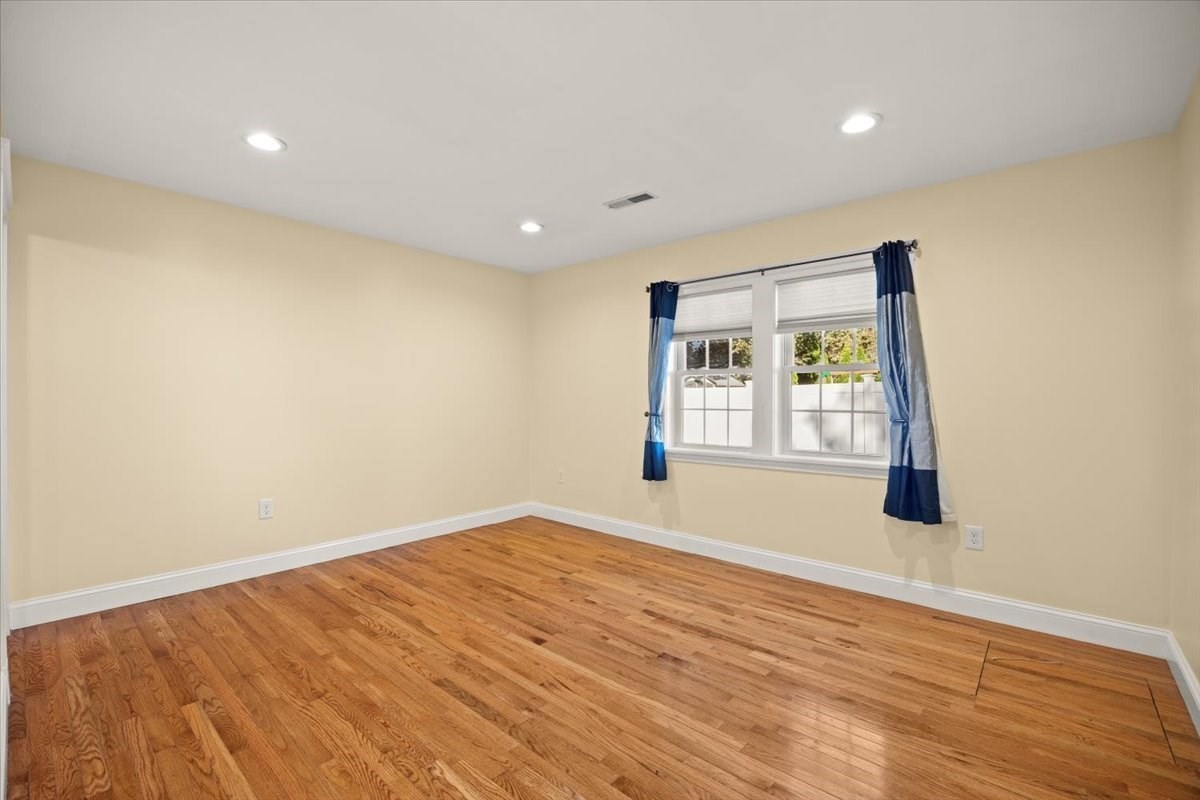 5 Wyman Rd Property Photo 8