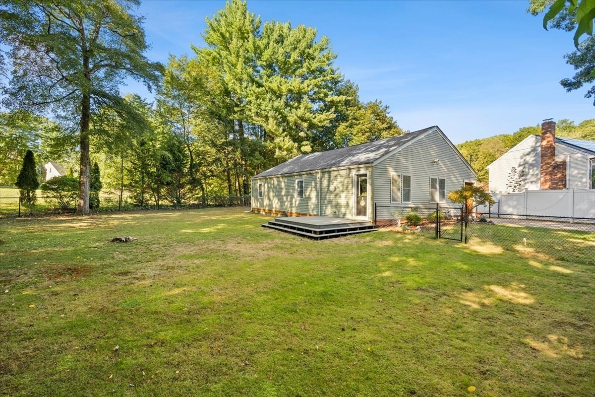 5 Wyman Rd Property Photo 12