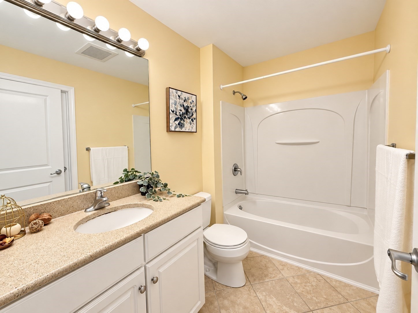 310-324 Rindge Ave # 6 Property Photo 8