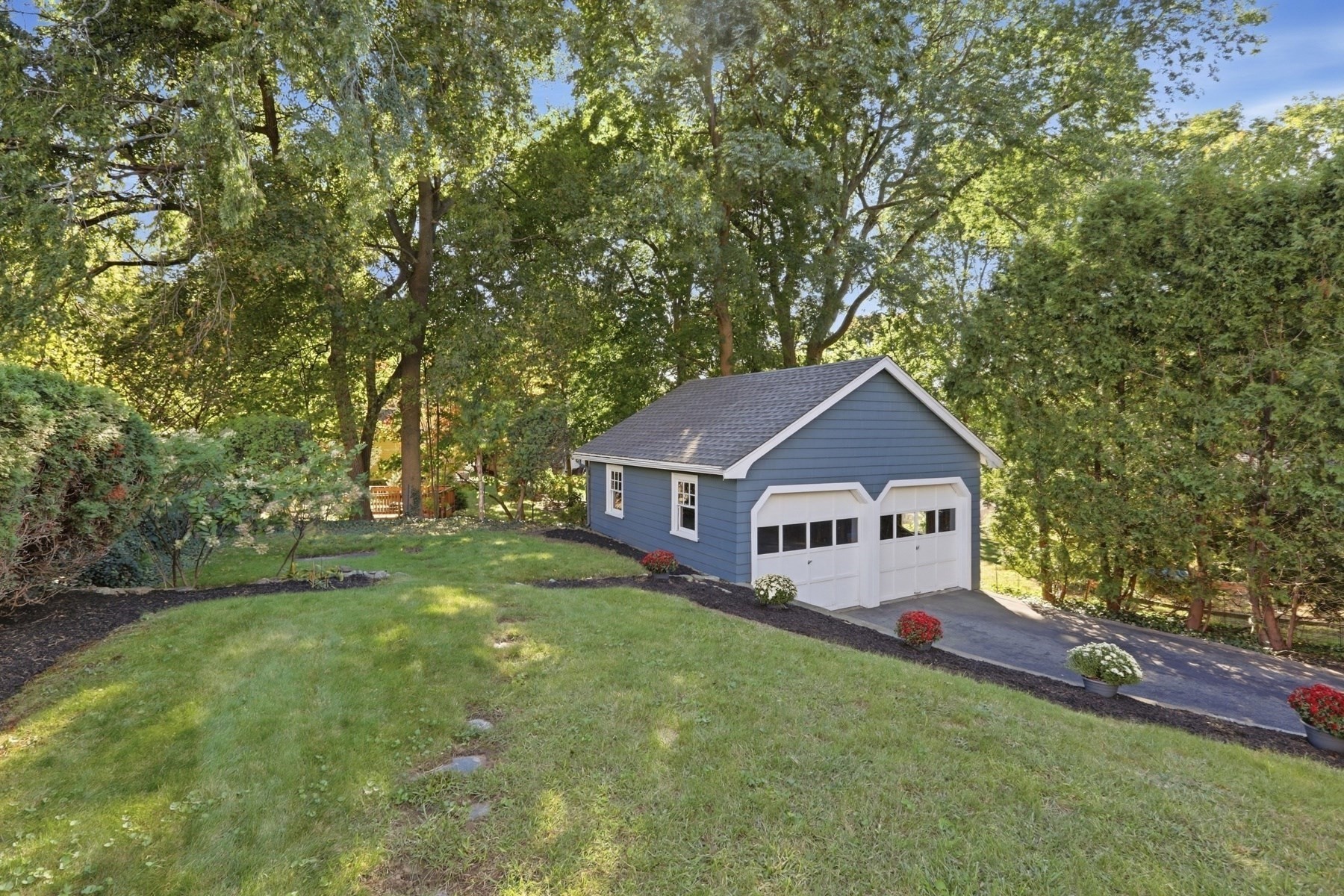 23 Stone Ave. Property Photo 30