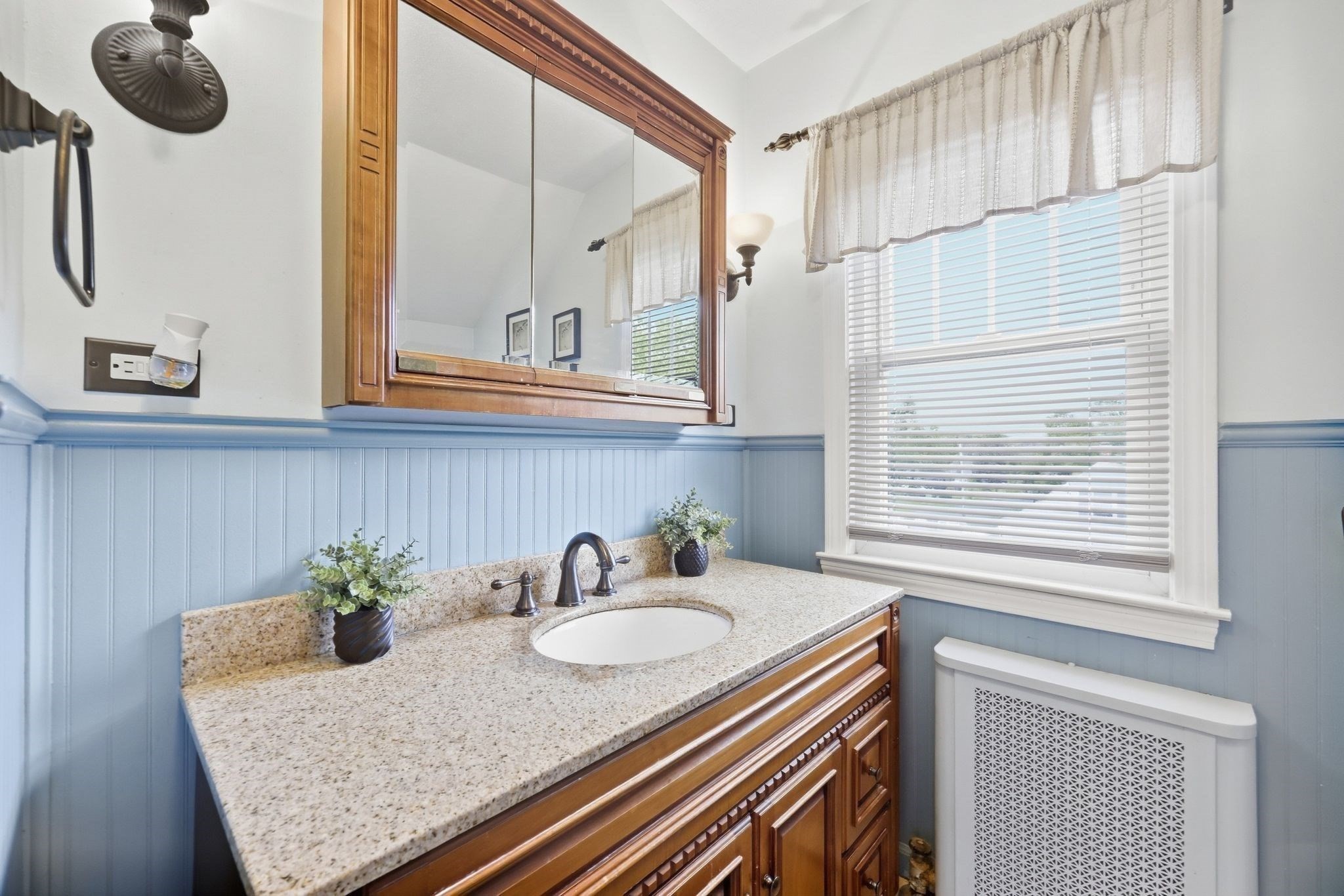 154 Ely Ave Property Photo 28