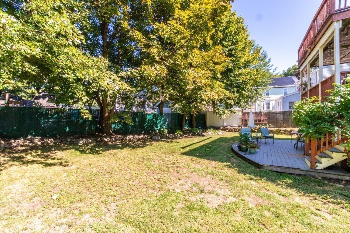 72 Sycamore St Property Photo 27