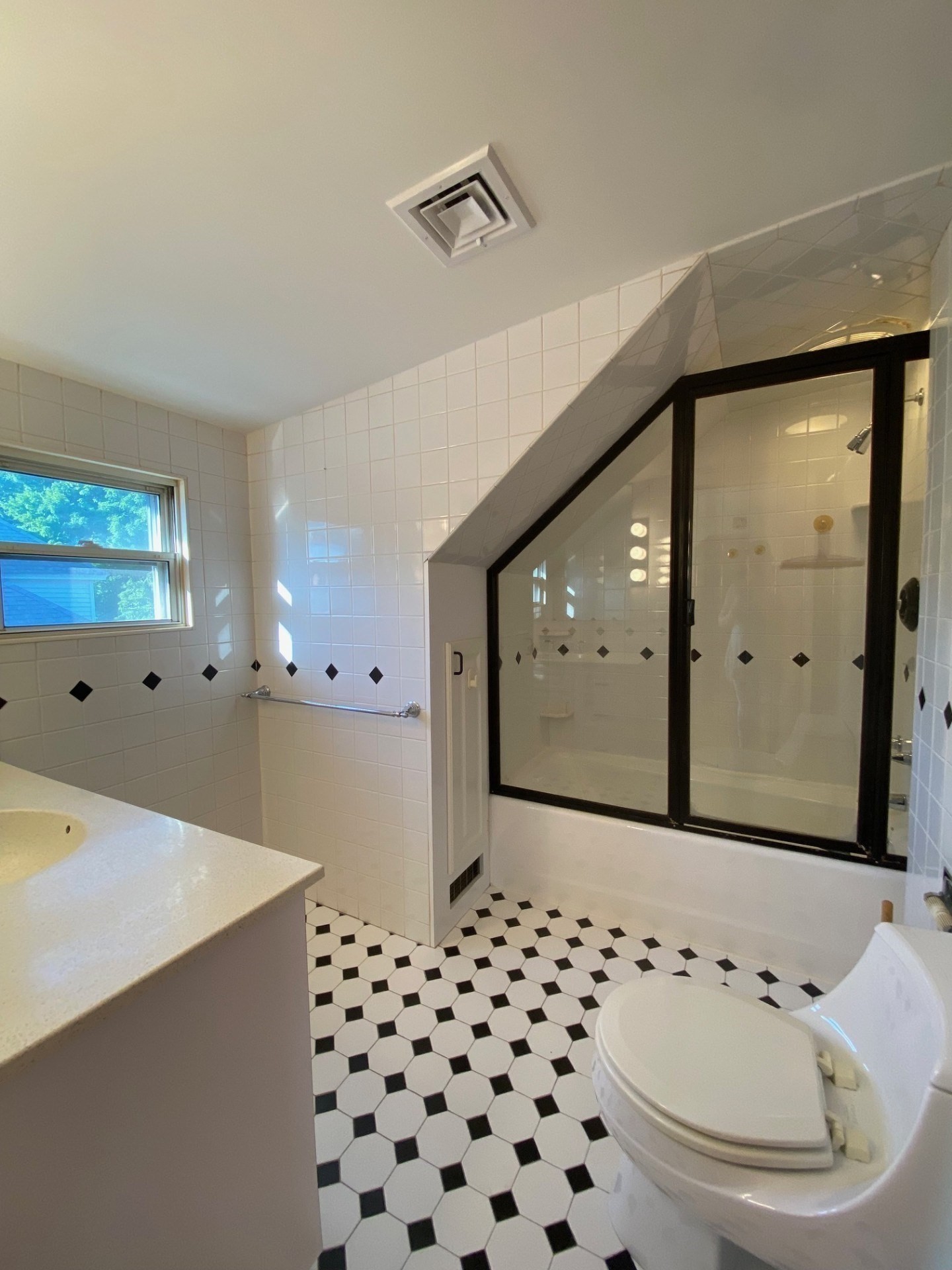 7 Lovejoy St # 3 Property Photo 9